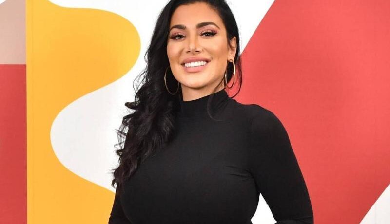 HUDA KATTAN NET WORTH 2022,